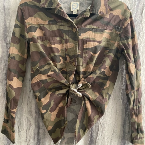 Blue Rain camo shirt bought from Francesca’s and never worn. - Picture 2 of 5